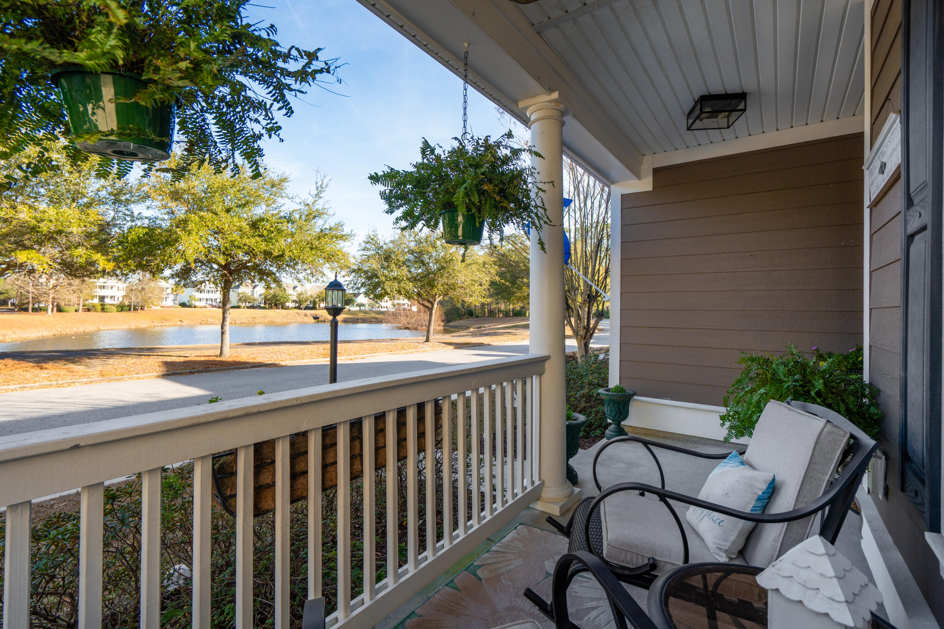 215 Forsythia Avenue