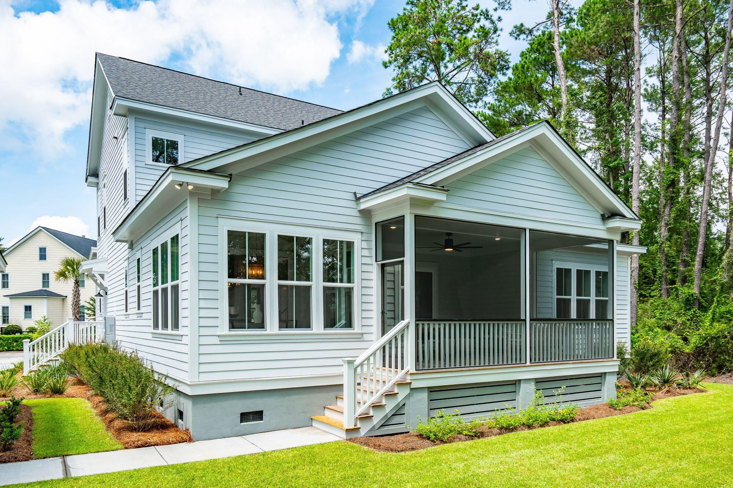 140 Oakview Lane