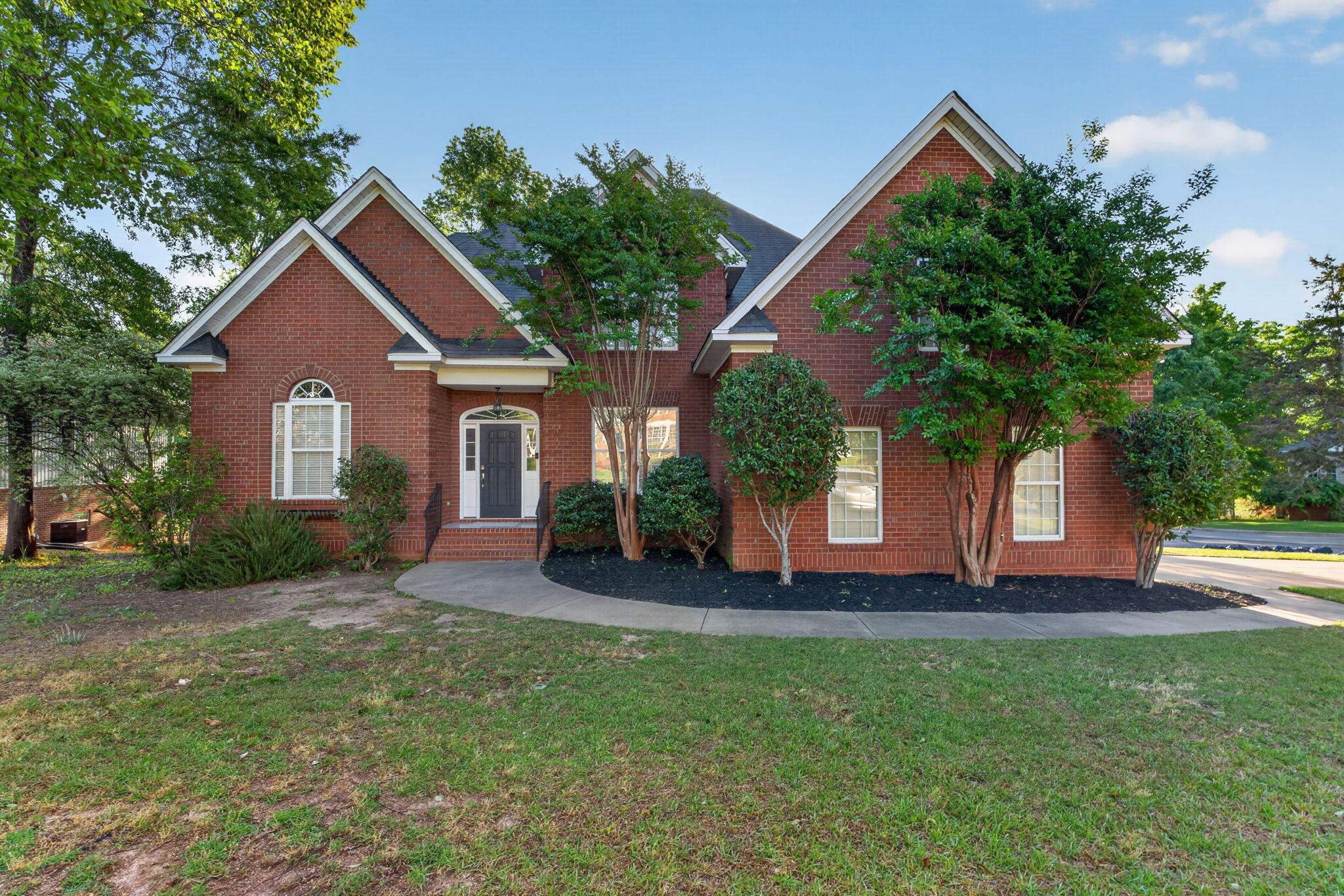 100 Shores Edge Drive