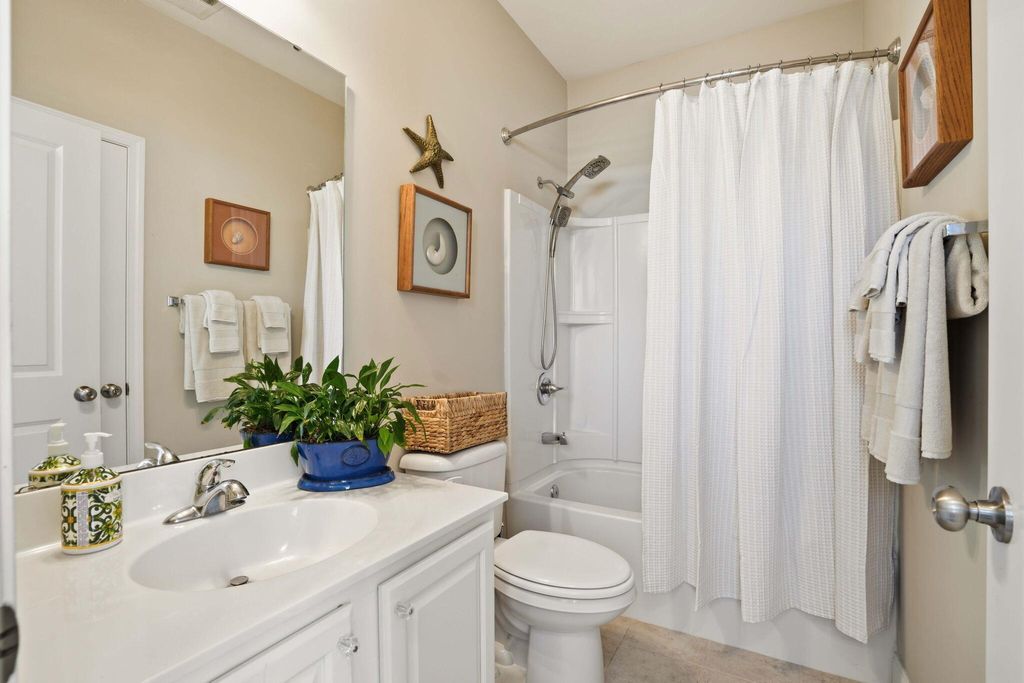 Photo of 1065 Ashley Garden Boulevard, Charleston, SC 29403 (MLS # 26006392)