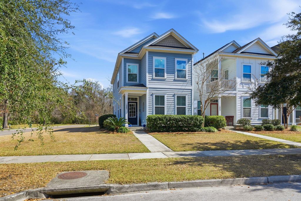 Photo of 1065 Ashley Garden Boulevard, Charleston, SC 29403 (MLS # 26006392)