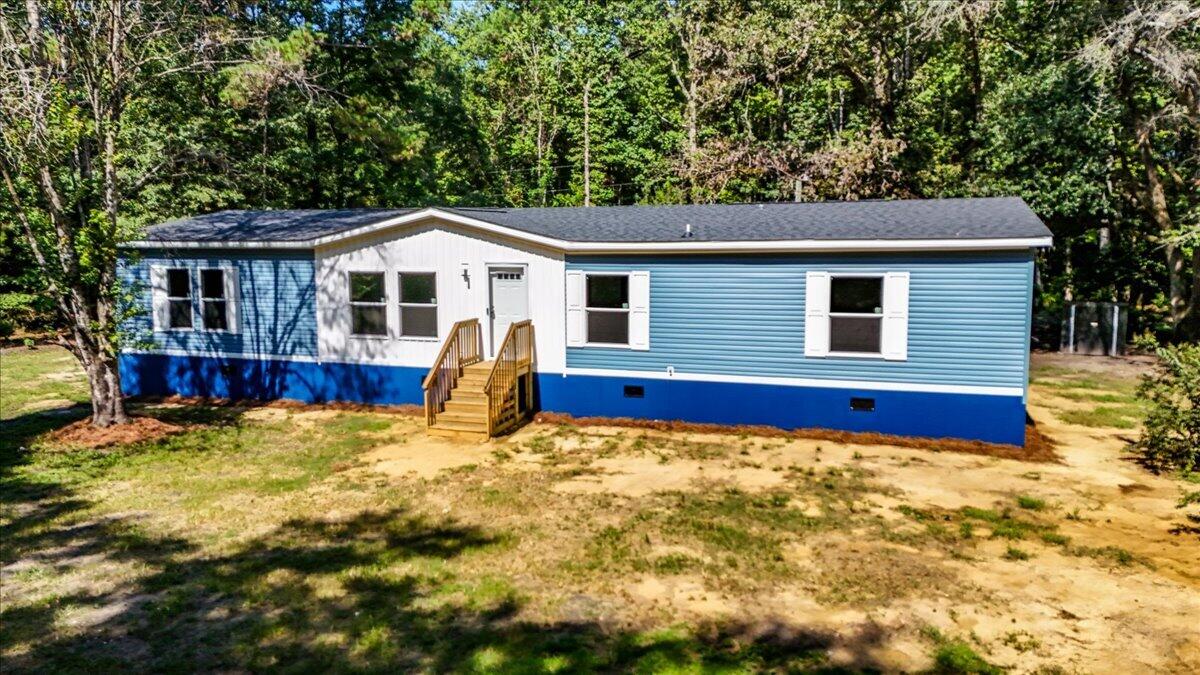 128 Sandridge Lane