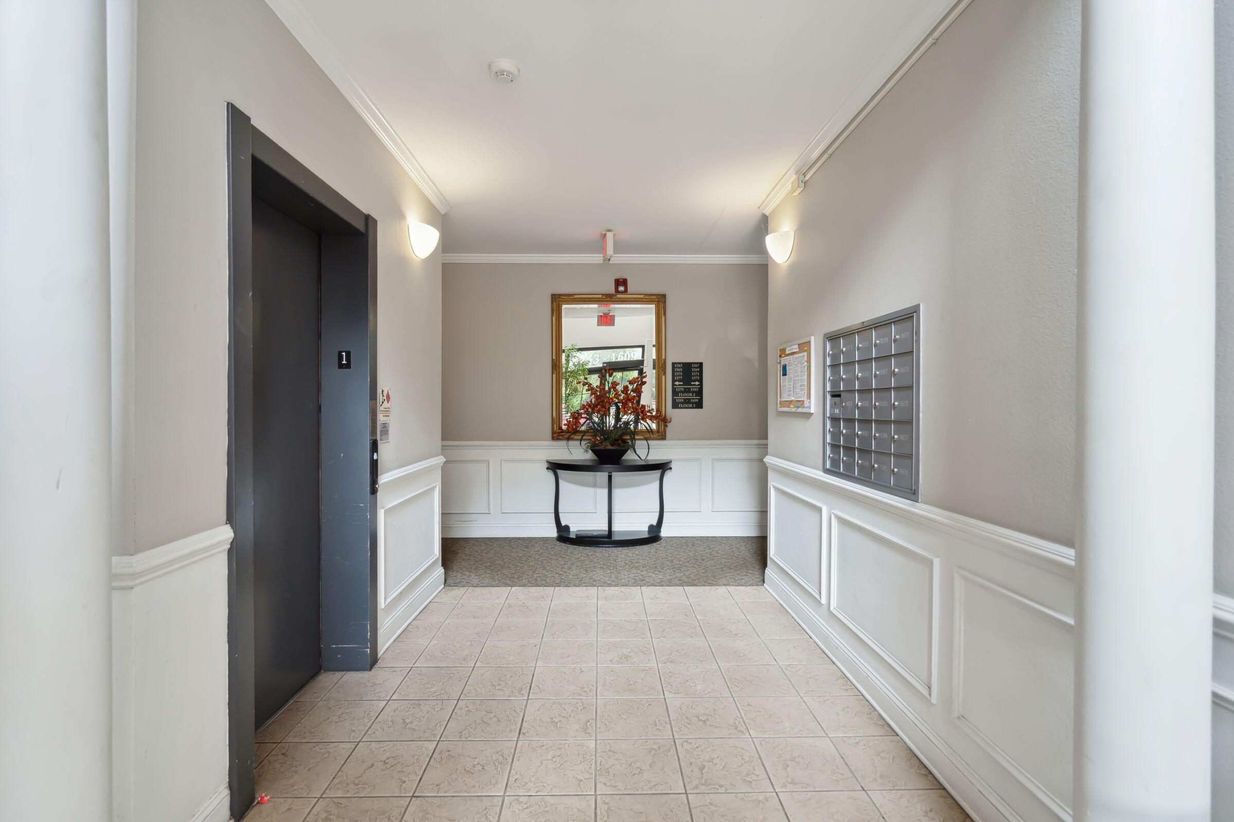 1591 Cambridge Lakes Drive 204e