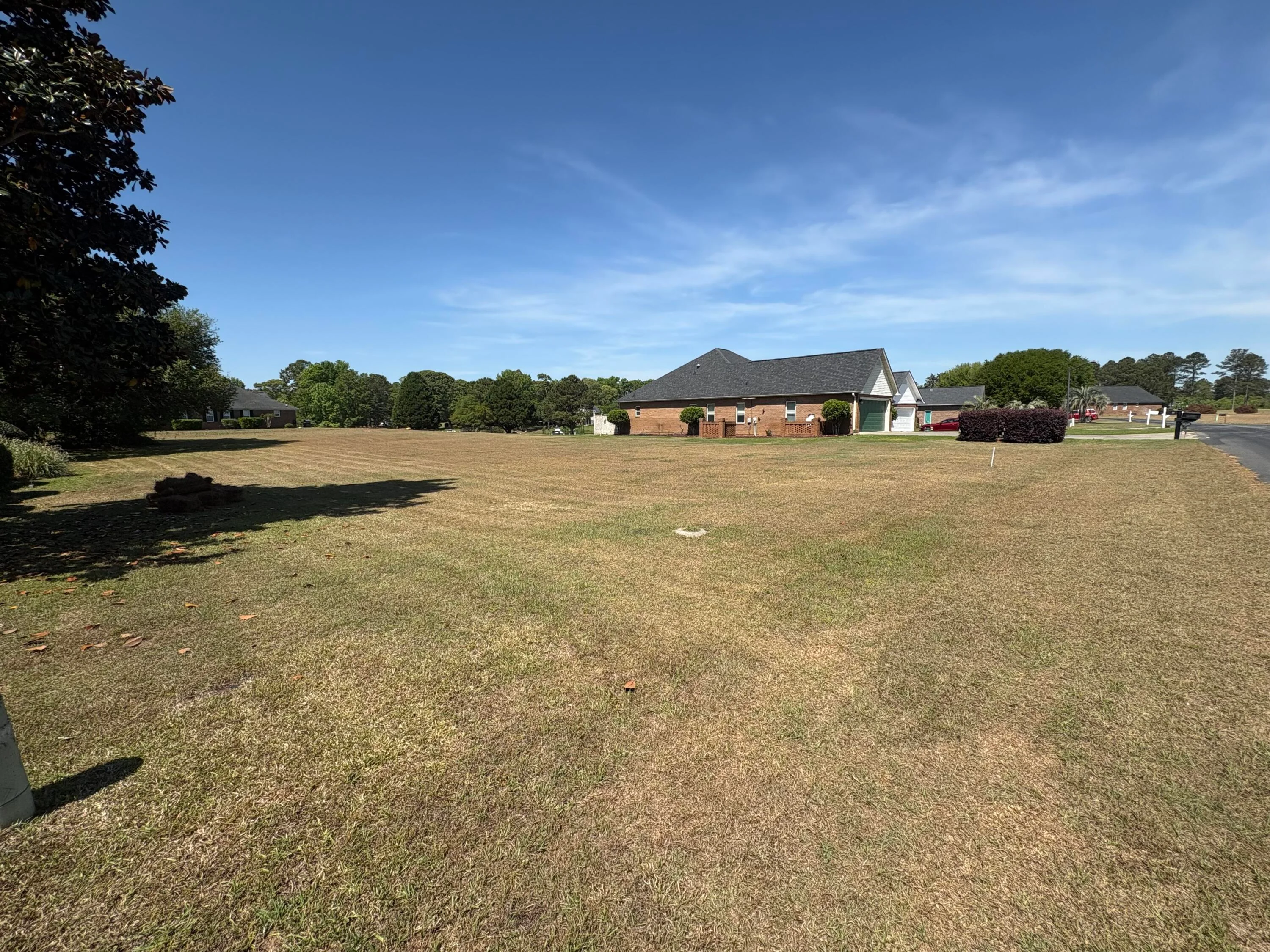 13 N Lake Circle