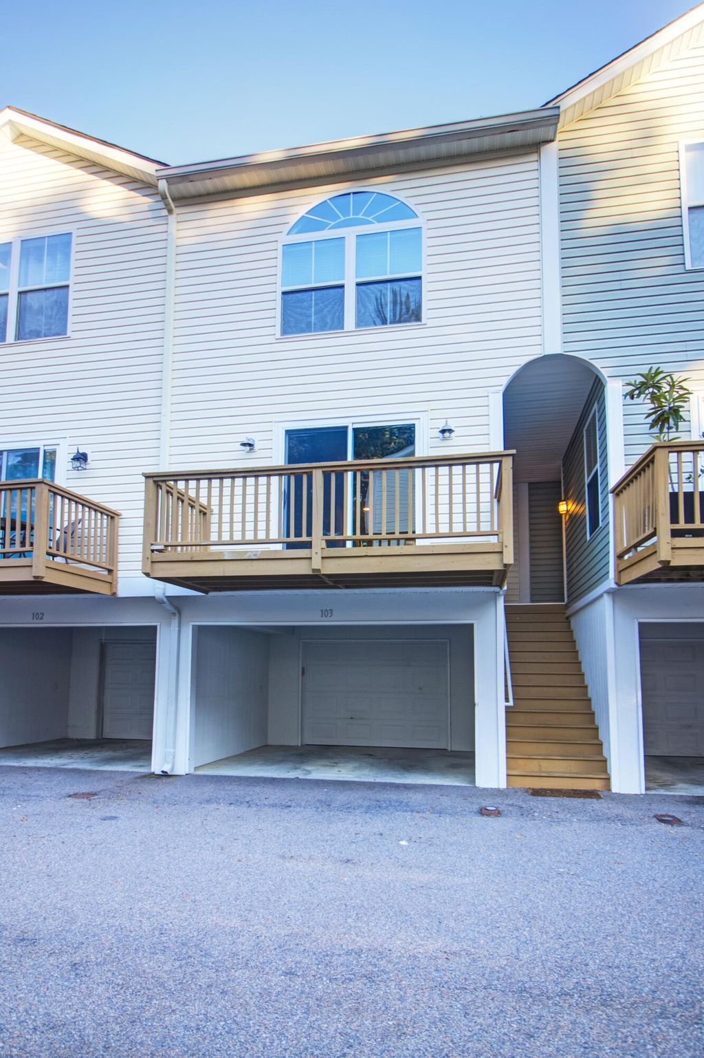 Photo of 1829 Dogwood Road #Apt 103, Charleston, SC 29414 (MLS # 26010855)