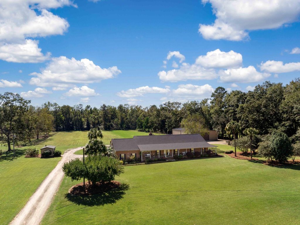 Photo of 1543 Highway 61, Ridgeville, SC 29472 (MLS # 25029870)