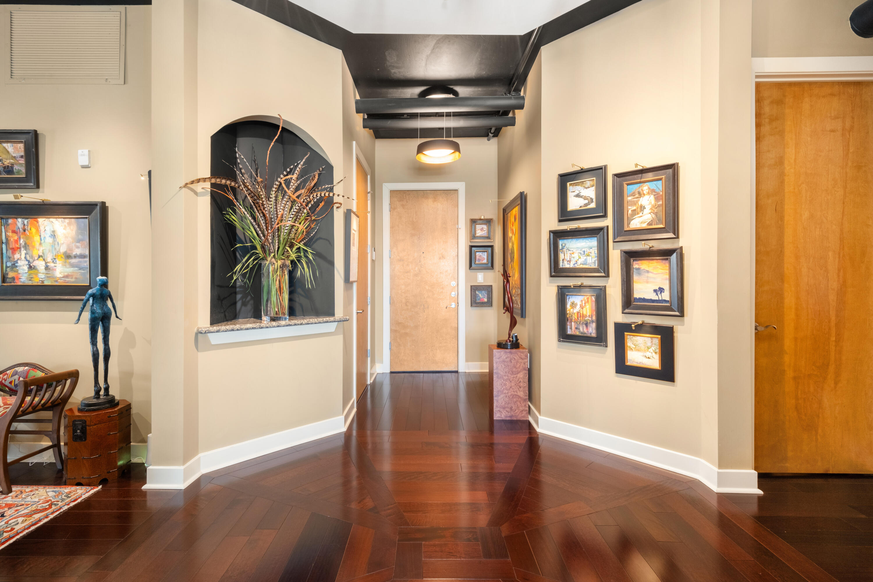 150 Bee Street 703