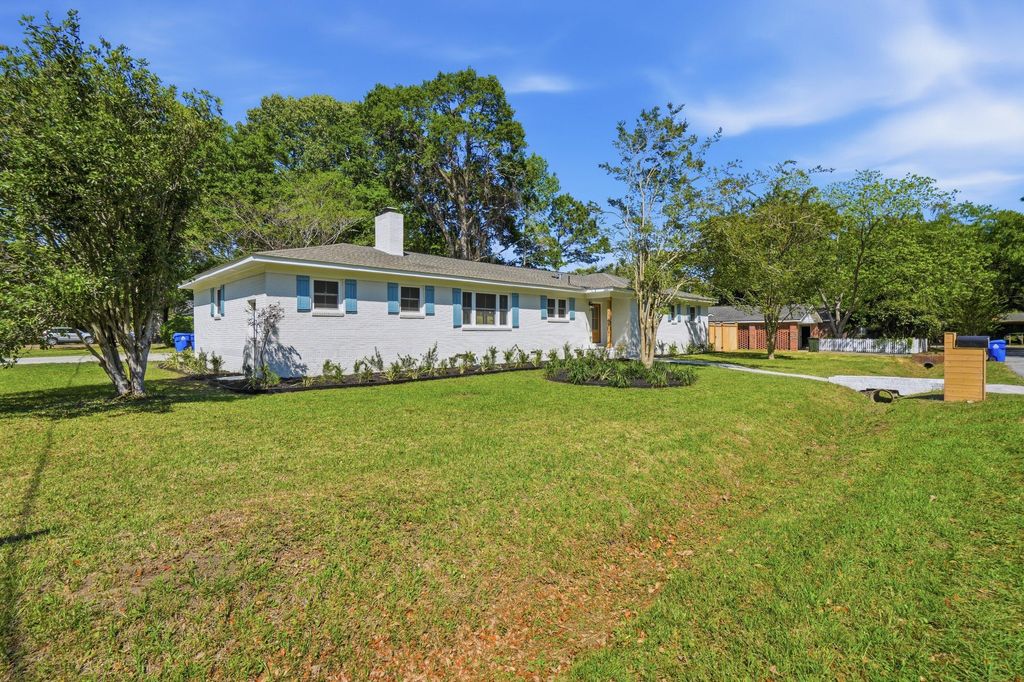 Photo of 1238 Harrow Street, Charleston, SC 29407 (MLS # 26010589)