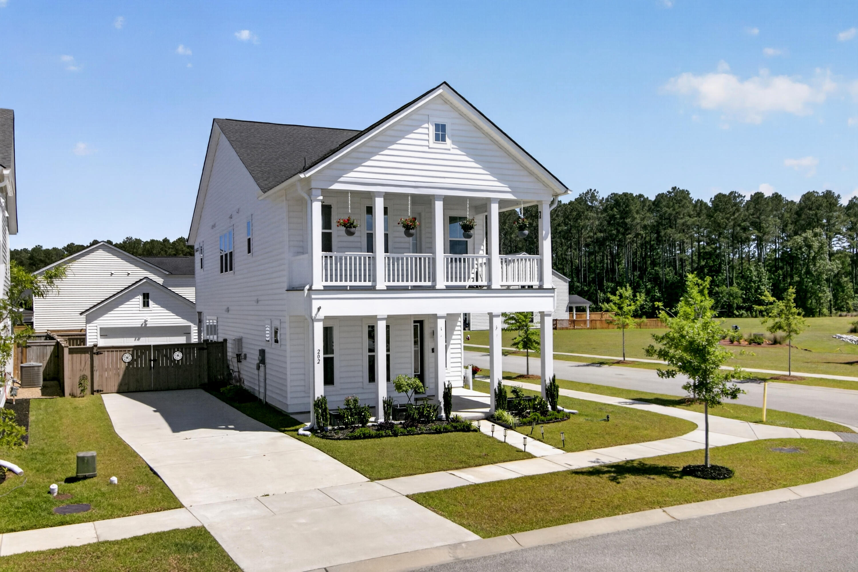 202 Narrowleaf Avenue