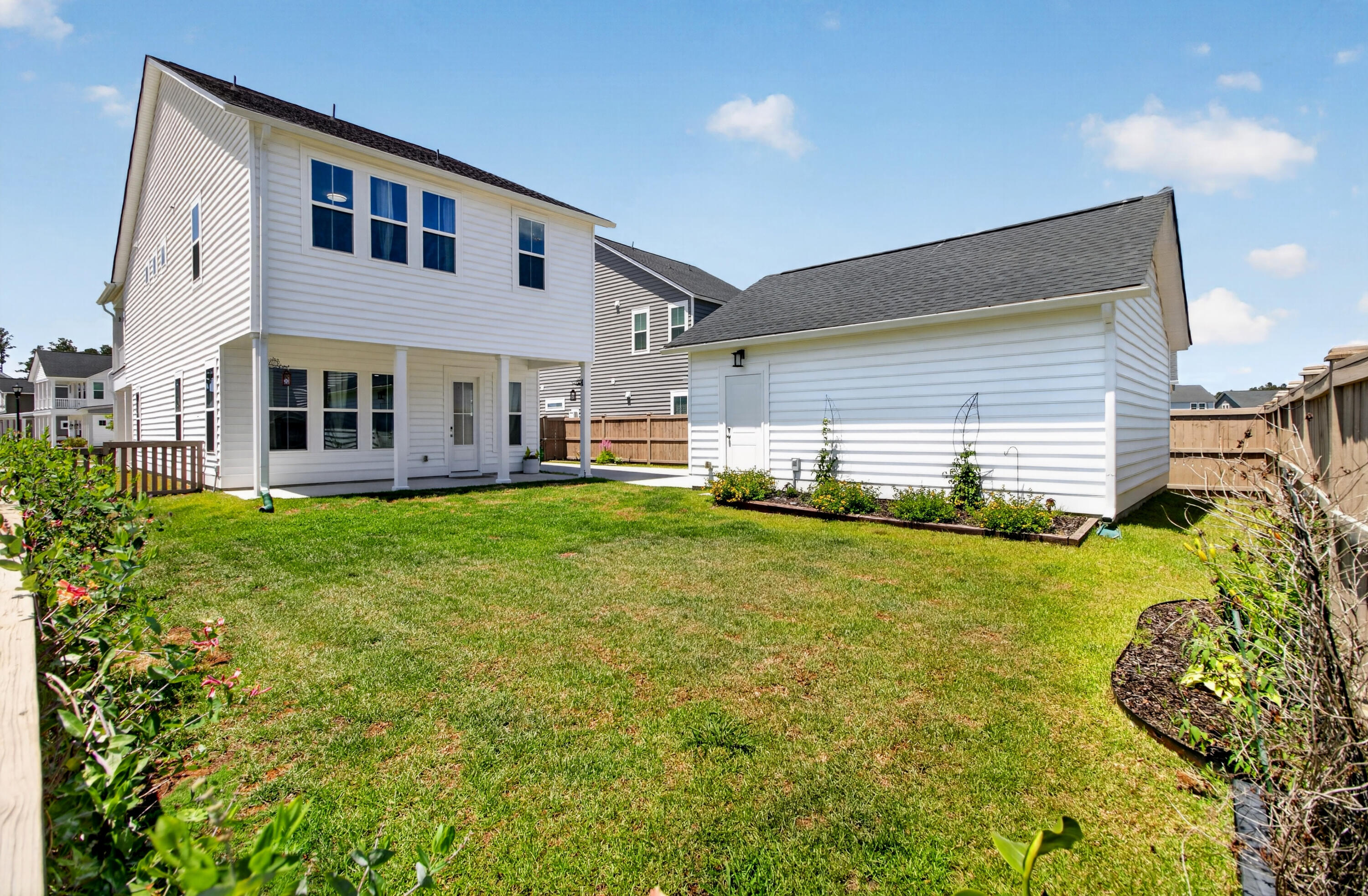 202 Narrowleaf Avenue