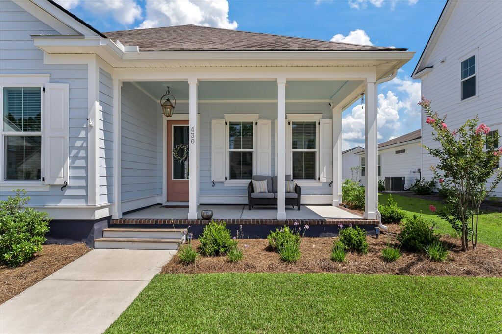 Photo of 430 Ripple Park Drive, Summerville, SC 29486 (MLS # 26009314)