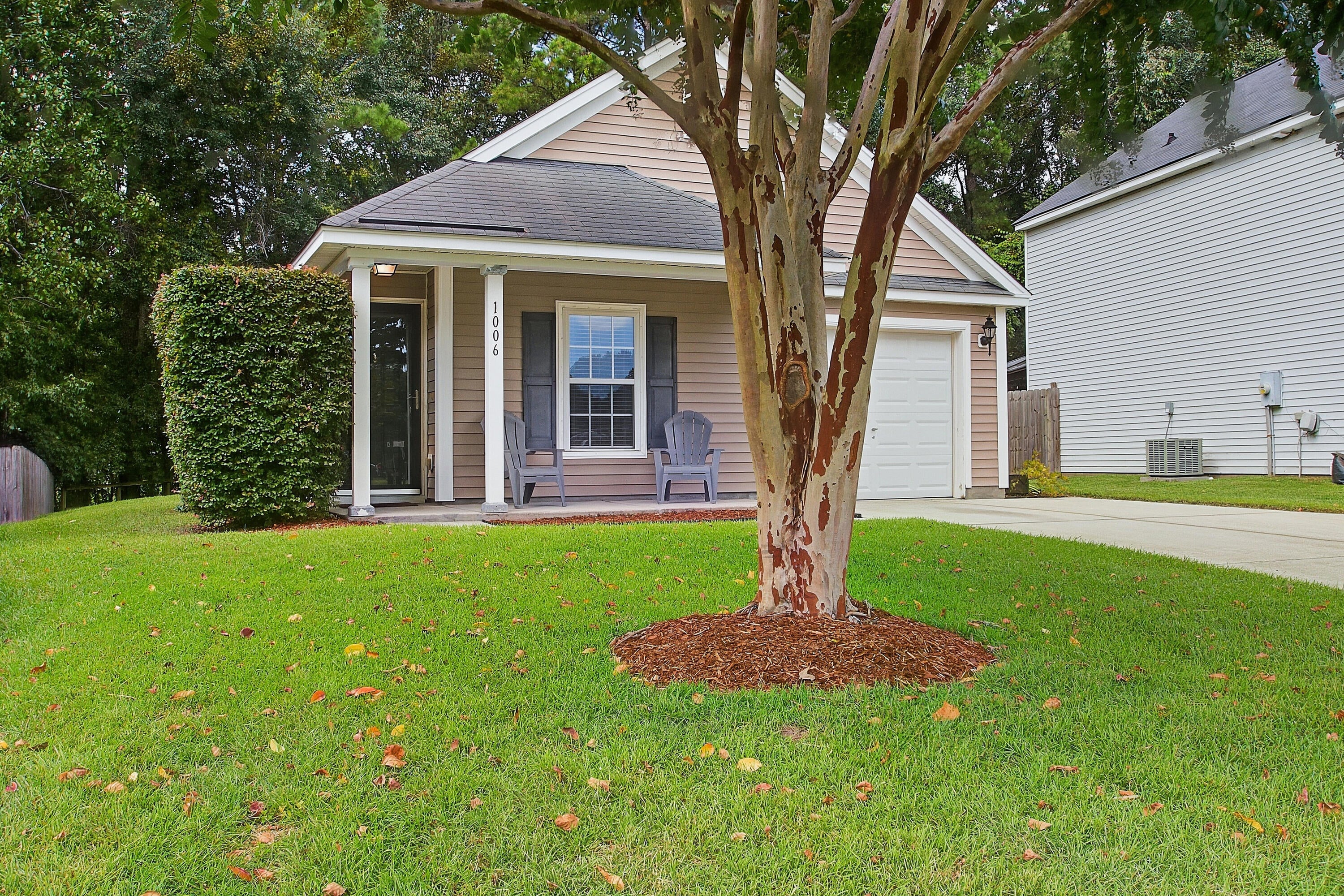 1006 Deerberry Road