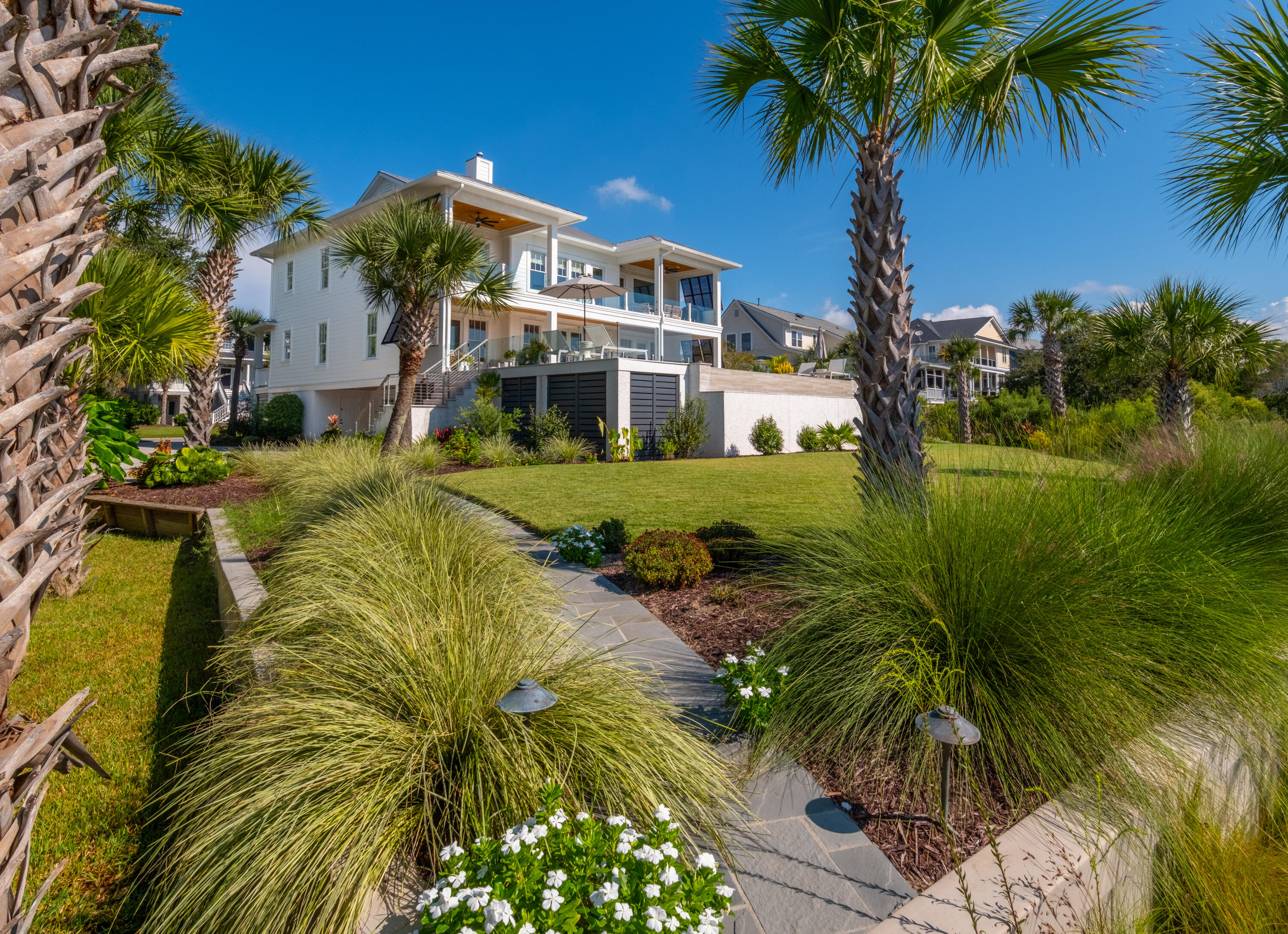 1017 Rivershore Road