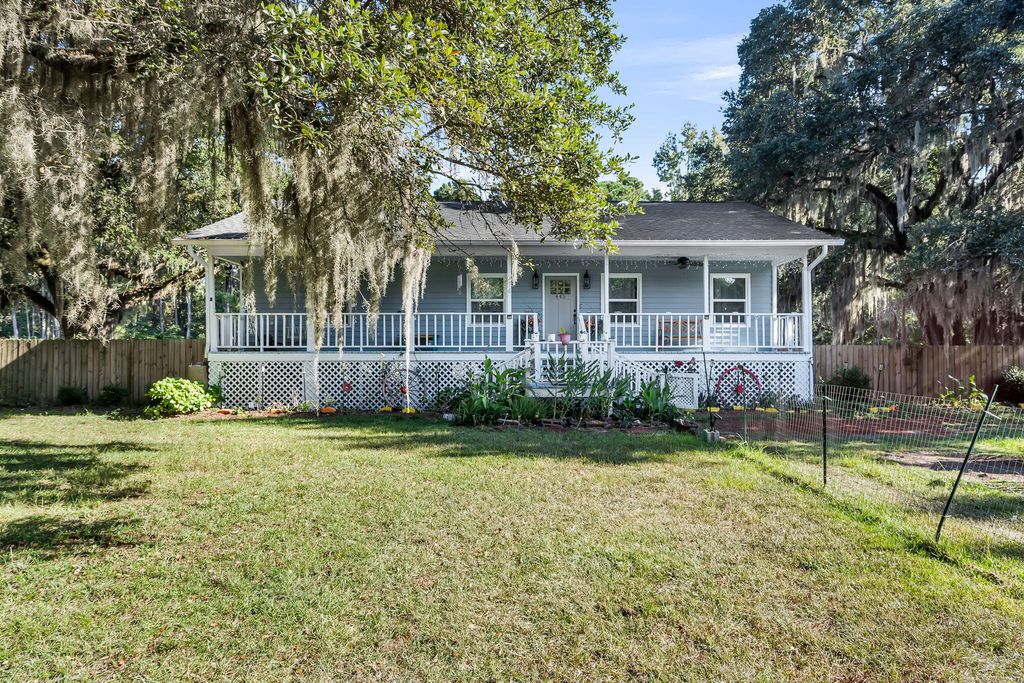 Photo of 445 Dupre Road, McClellanville, SC 29458 (MLS # 25026619)