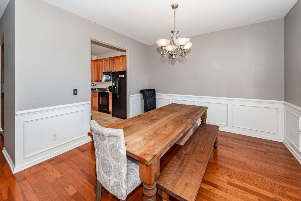 Photo of 905 Hemingway Circle, Summerville, SC 29483 (MLS # 26005058)