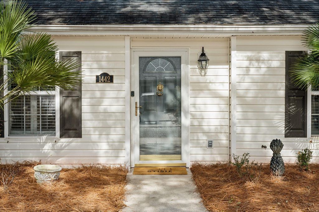 Photo of 1442 Amanda Park Lane, Charleston, SC 29412 (MLS # 26002671)