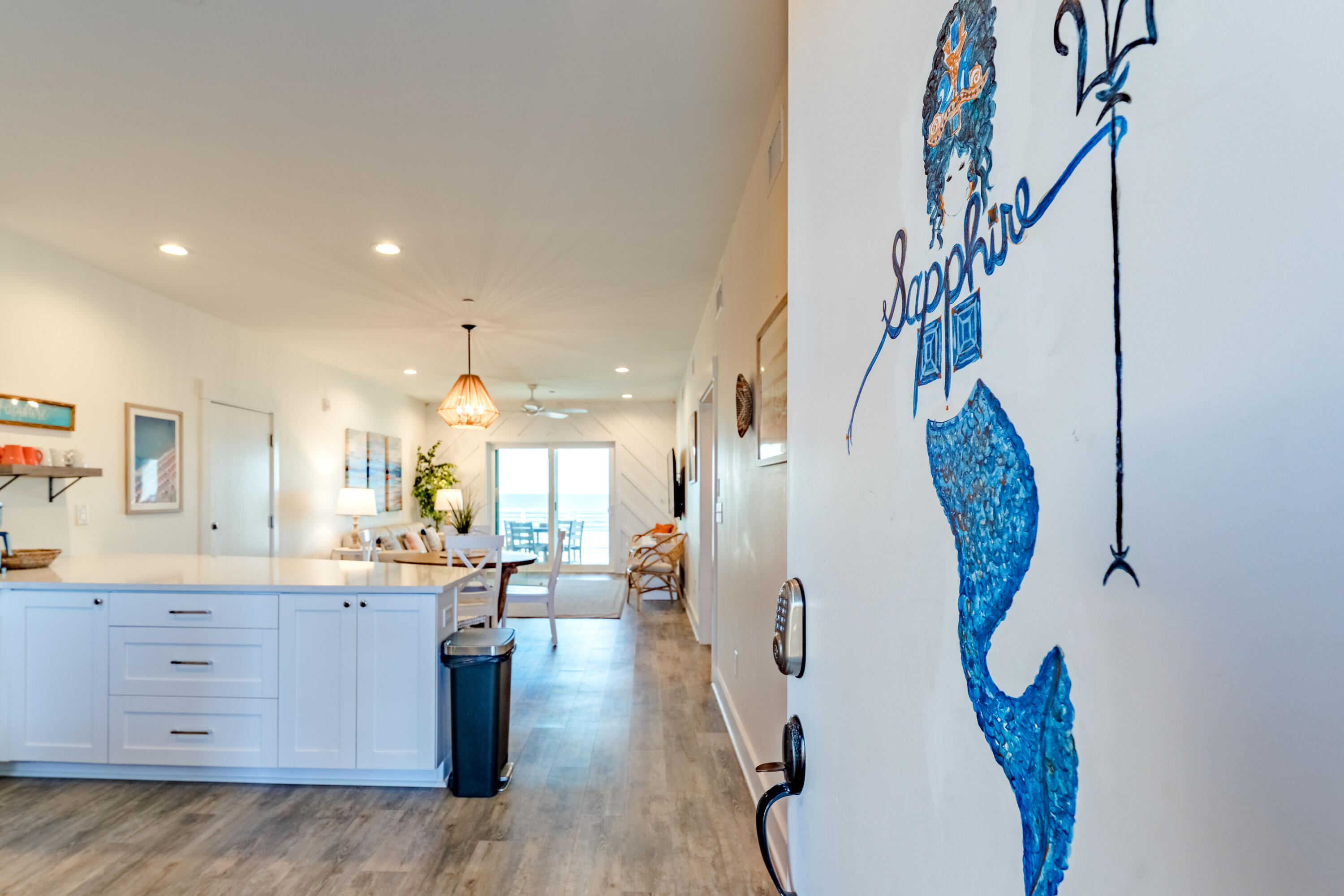 115 E Arctic Avenue 2a