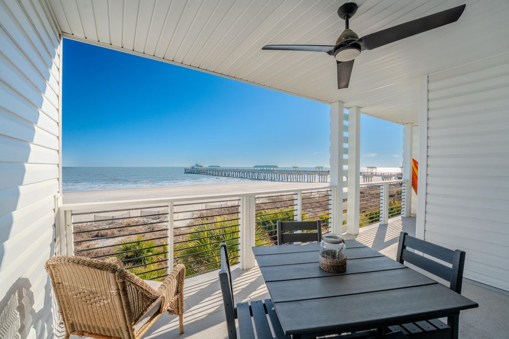 Photo of 115 E Arctic Avenue #2a, Folly Beach, SC 29439 (MLS # 26002657)