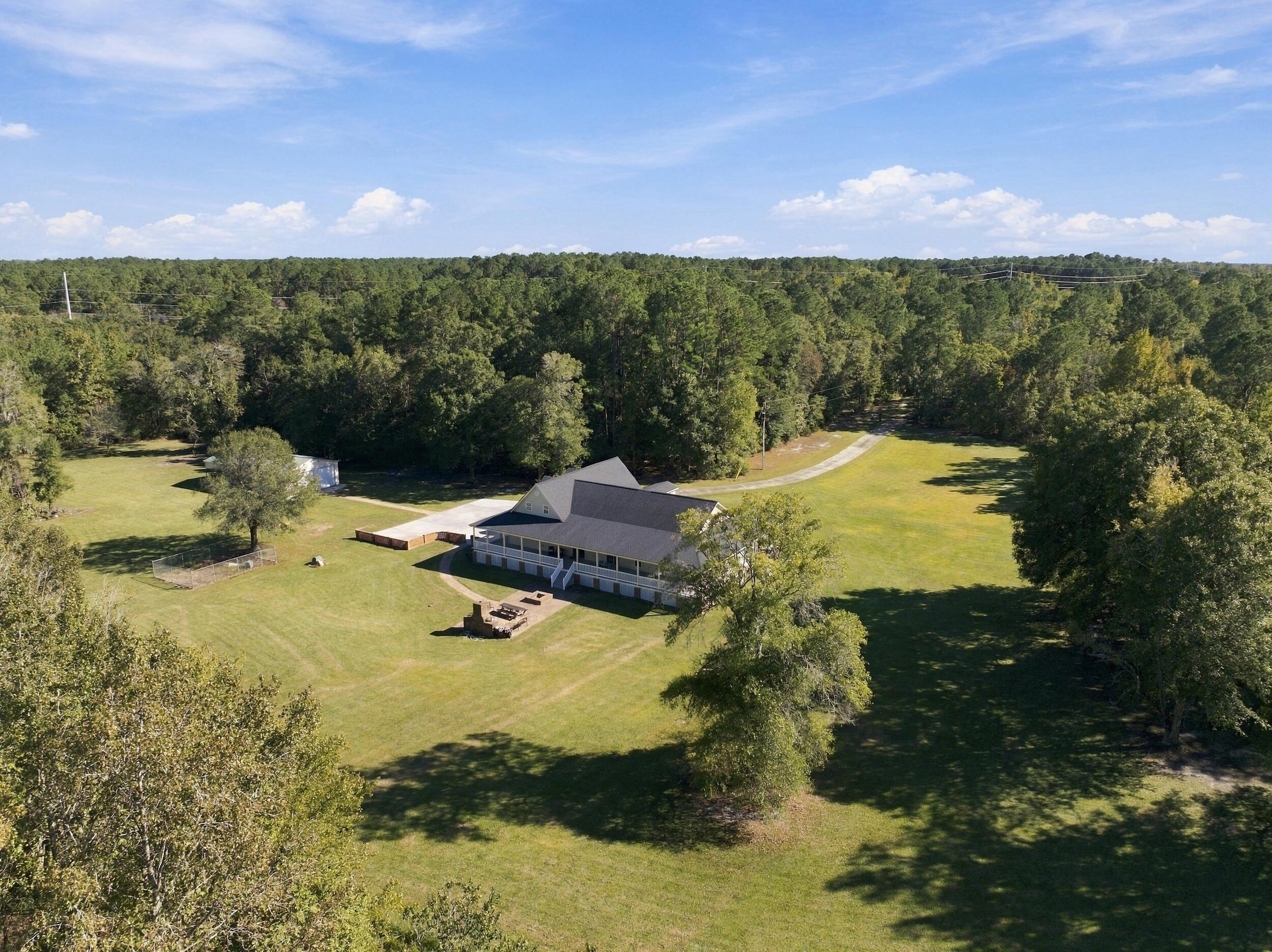 210 Knotty Oak Drive