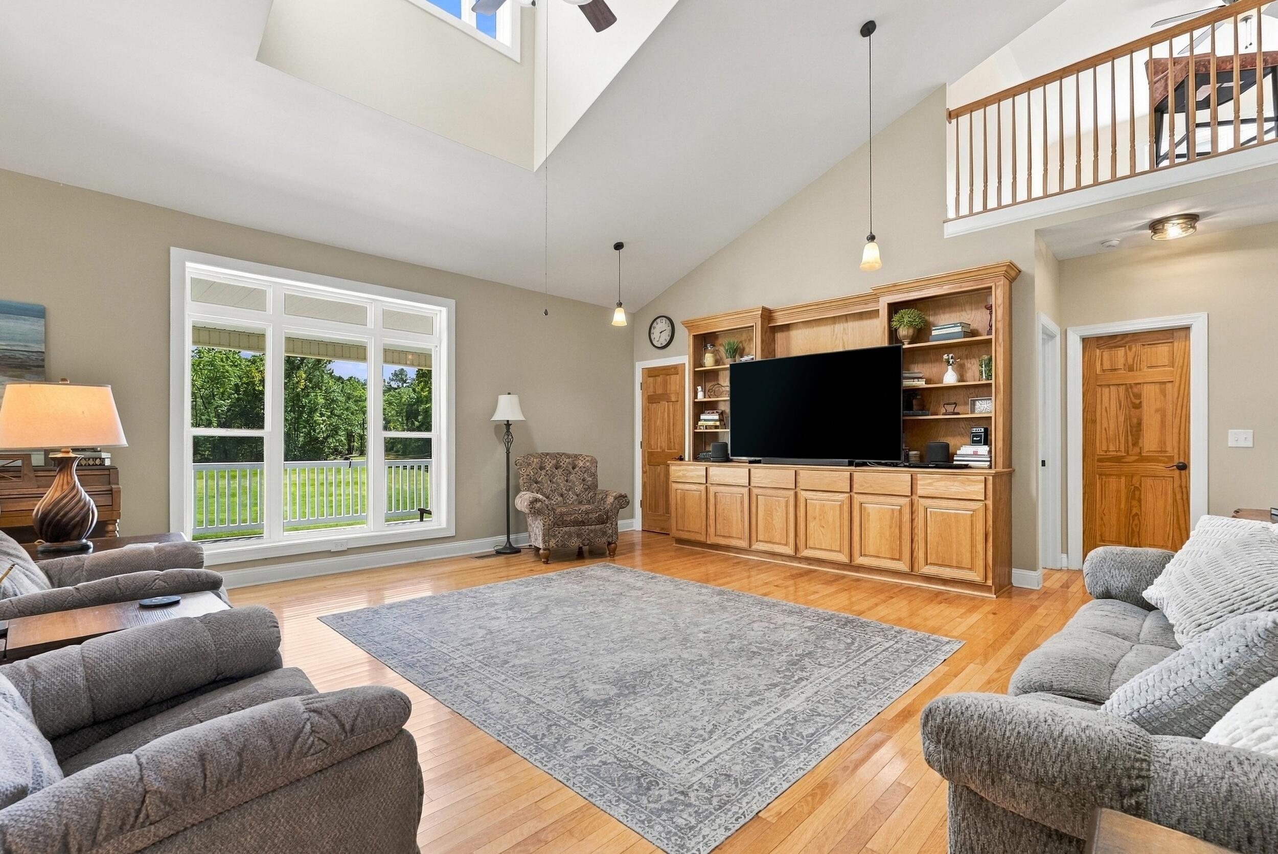 210 Knotty Oak Drive