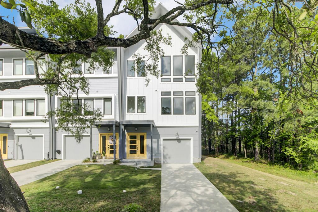 Photo of 4069 S Rhett Avenue, North Charleston, SC 29405 (MLS # 26010926)