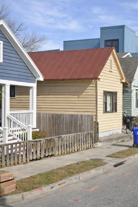 90 Romney Street Charleston SC 29403