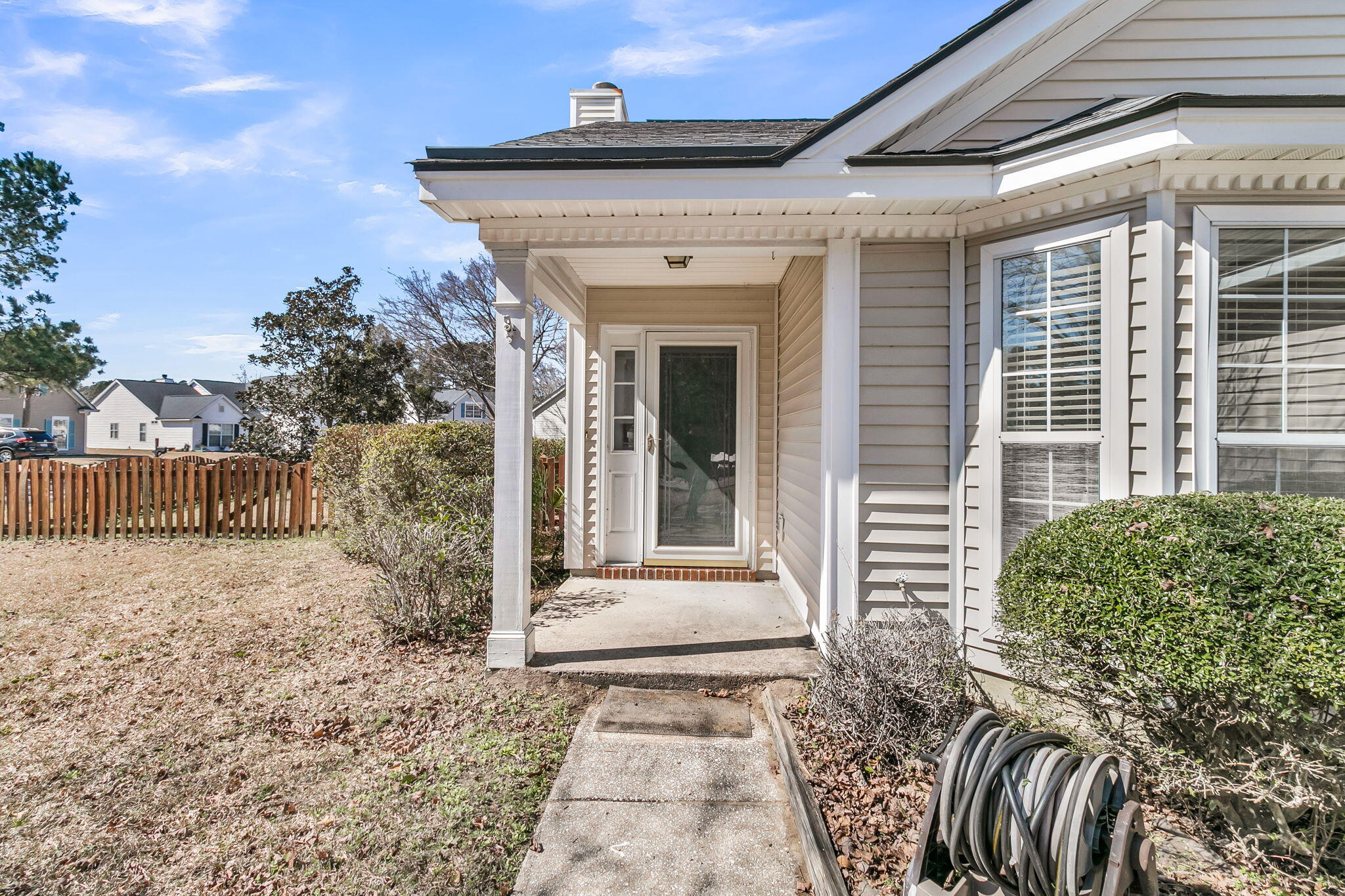 2717 Palmetto Hall Boulevard