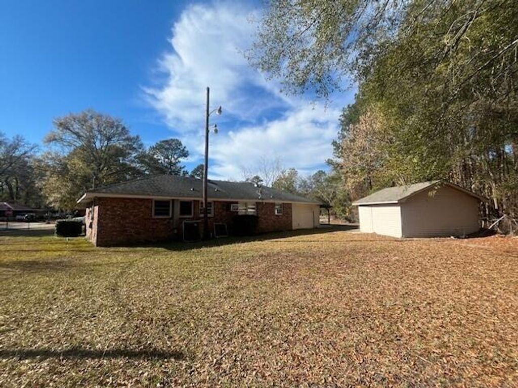 Photo of 701 Wen Le Drive, Sumter, SC 29150 (MLS # 25032621)