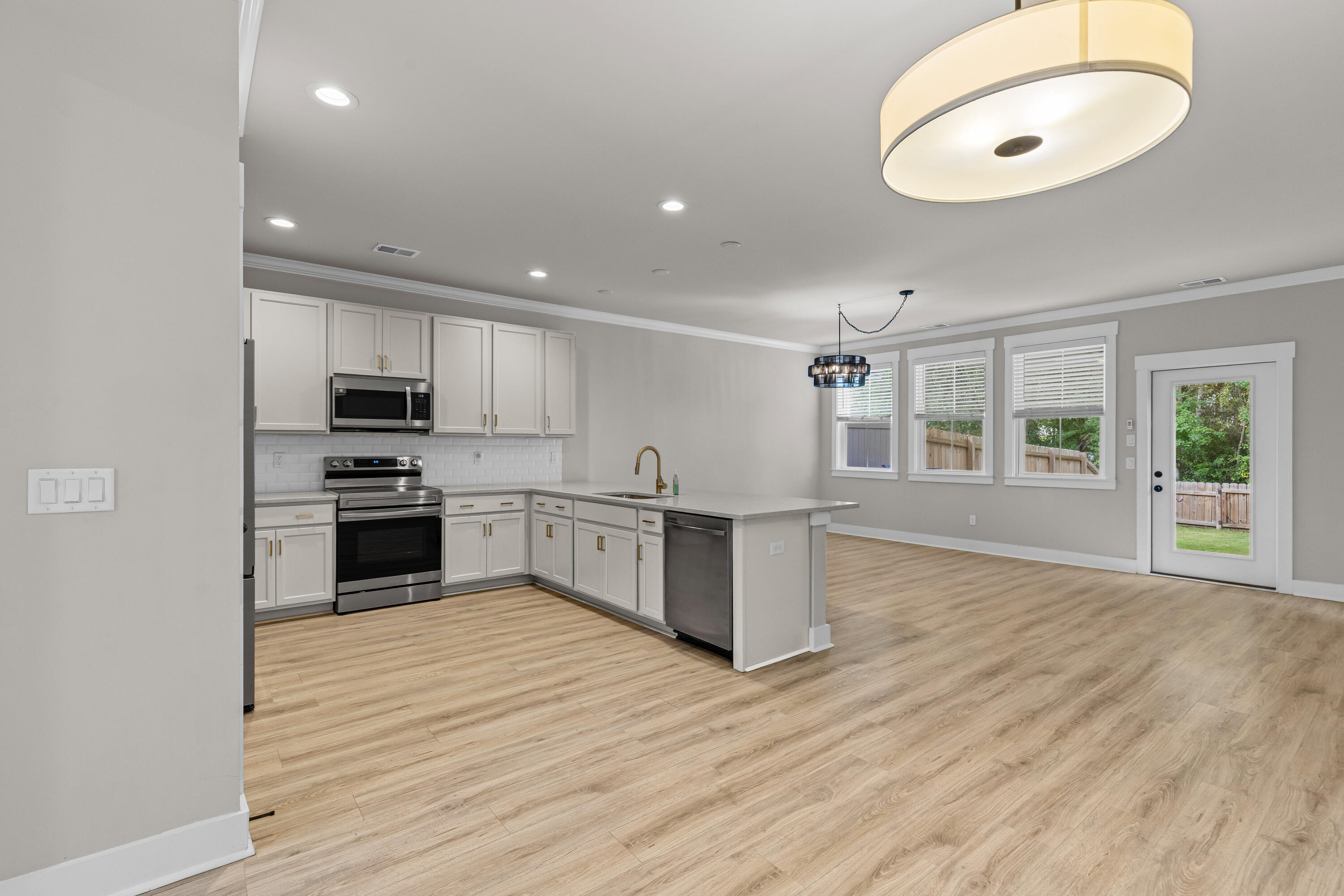 5133 Park Creek Avenue