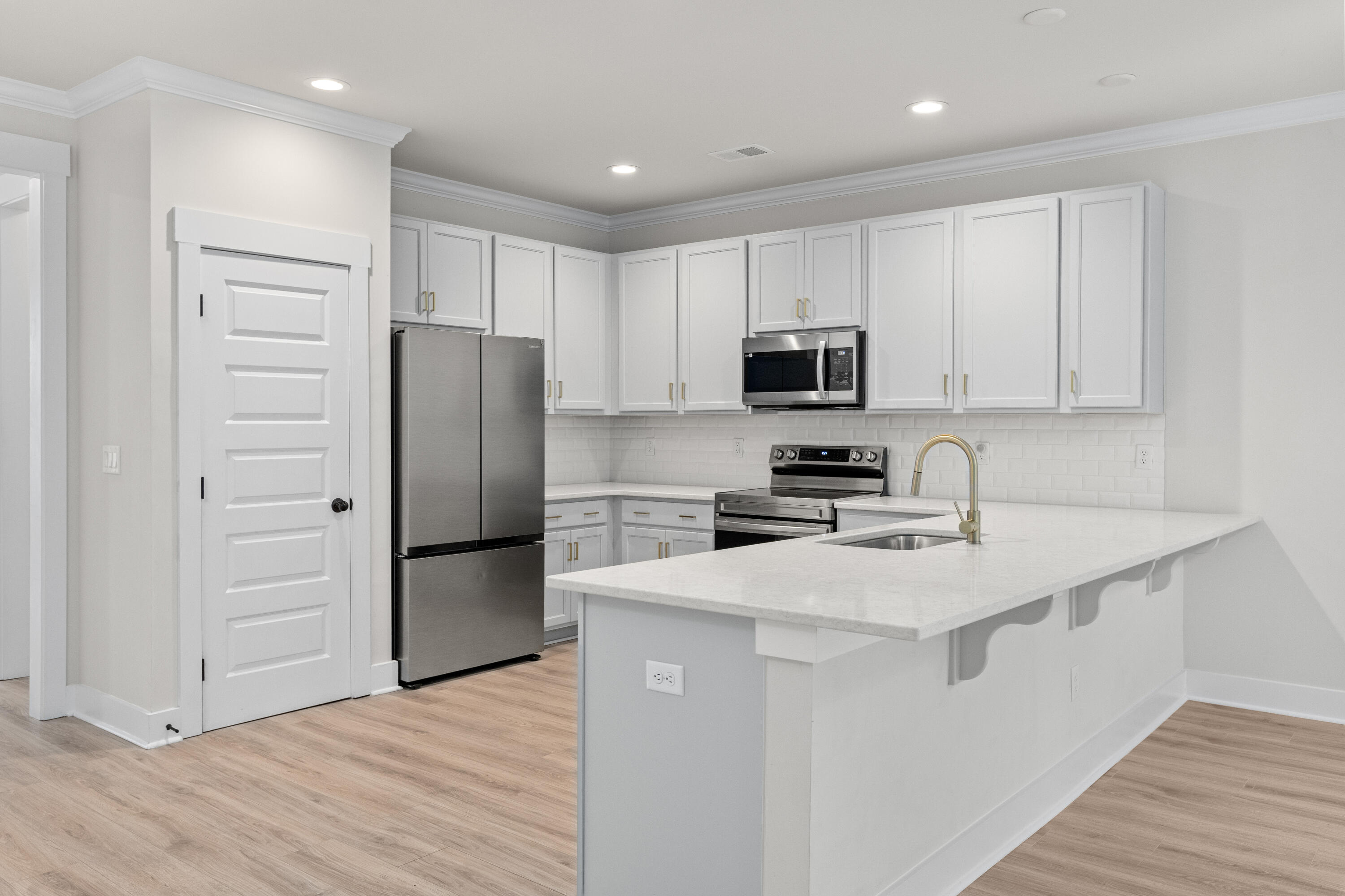 5133 Park Creek Avenue