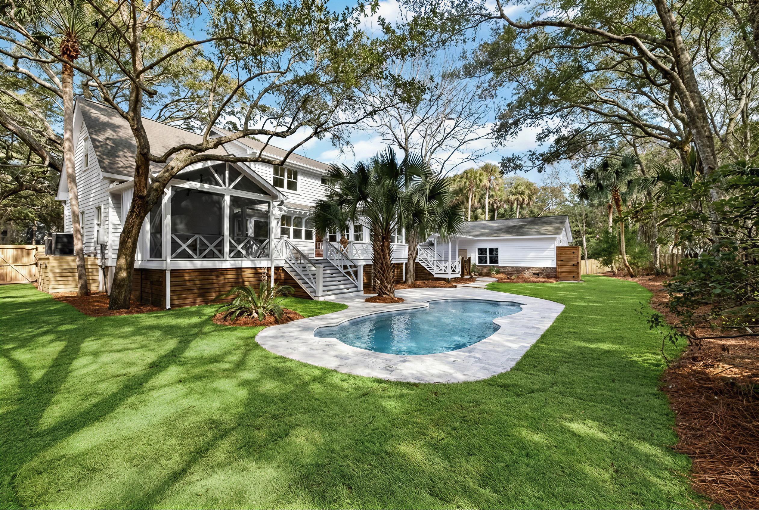 4 Forest Trail Court 1