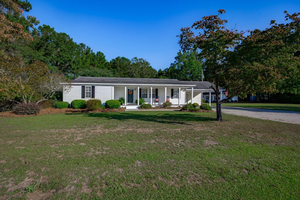 Photo of 3299 Newman Branch Road, New Zion, SC 29111 (MLS # 26028162)
