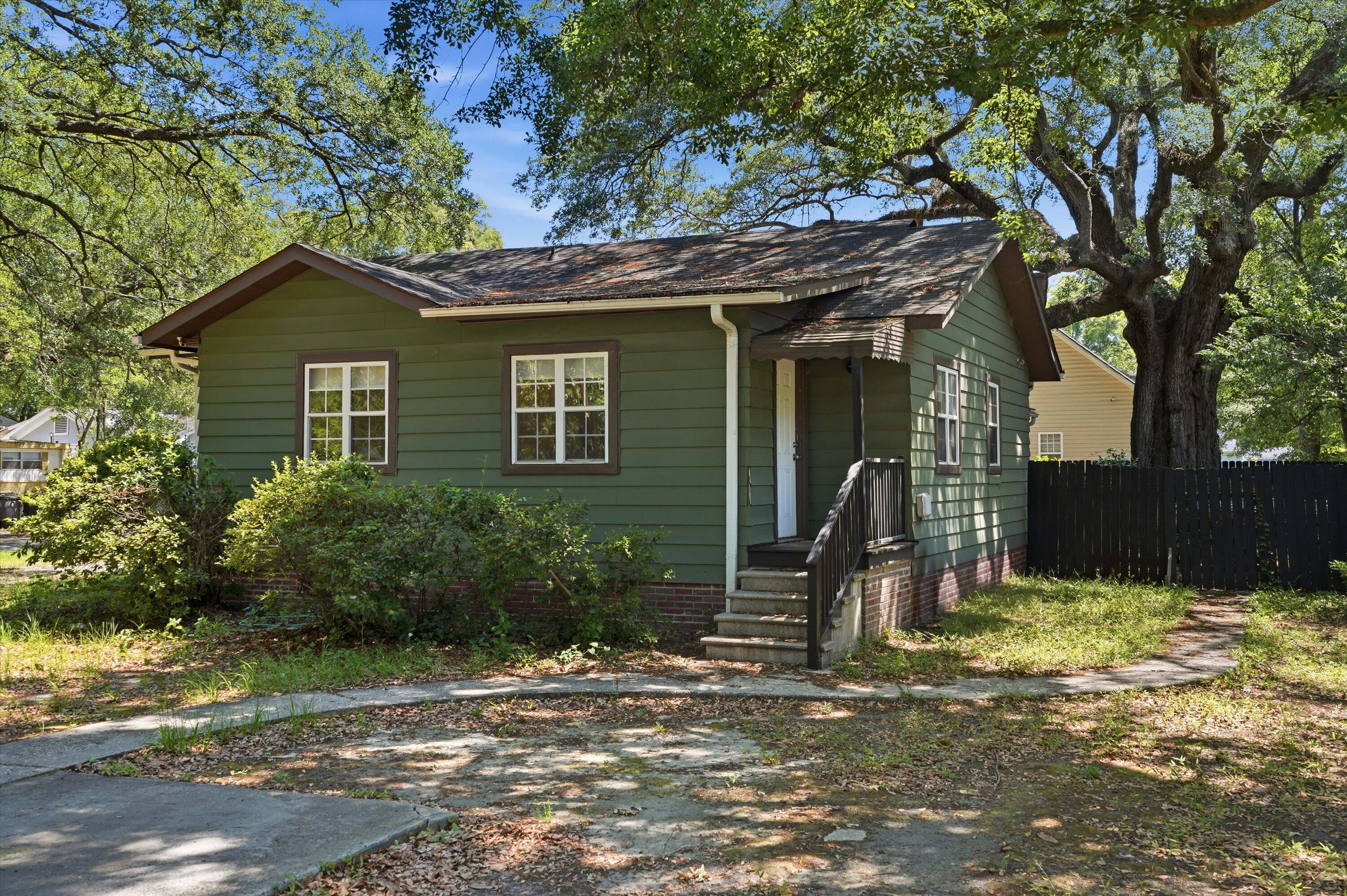 2679 Olympia Avenue Units A & B