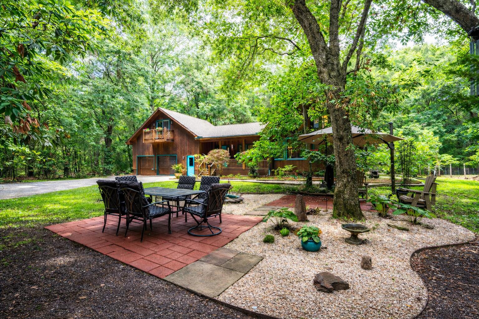 2495 Edenforest Road