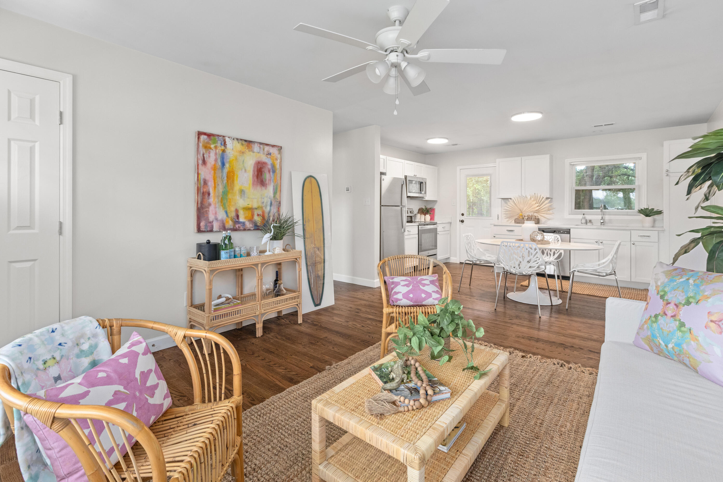 1487 Woodview Lane