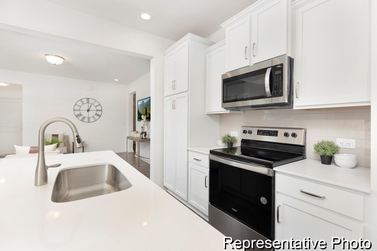 1035 Toland Drive 58p
