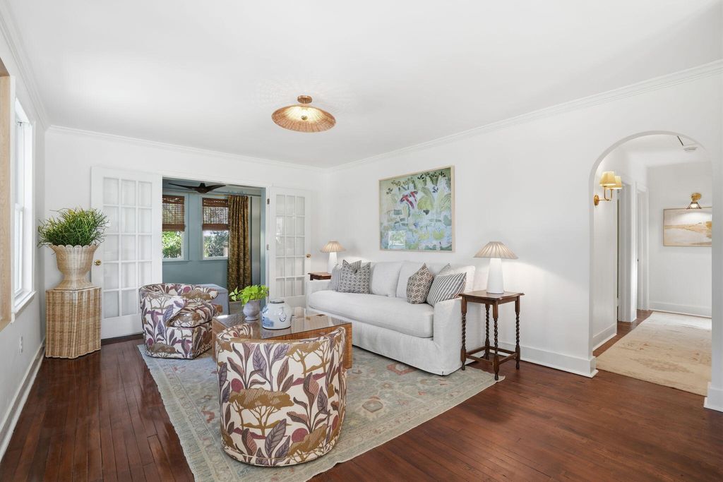 Photo of 1 Colleton Dr Drive, Charleston, SC 29407 (MLS # 25031527)