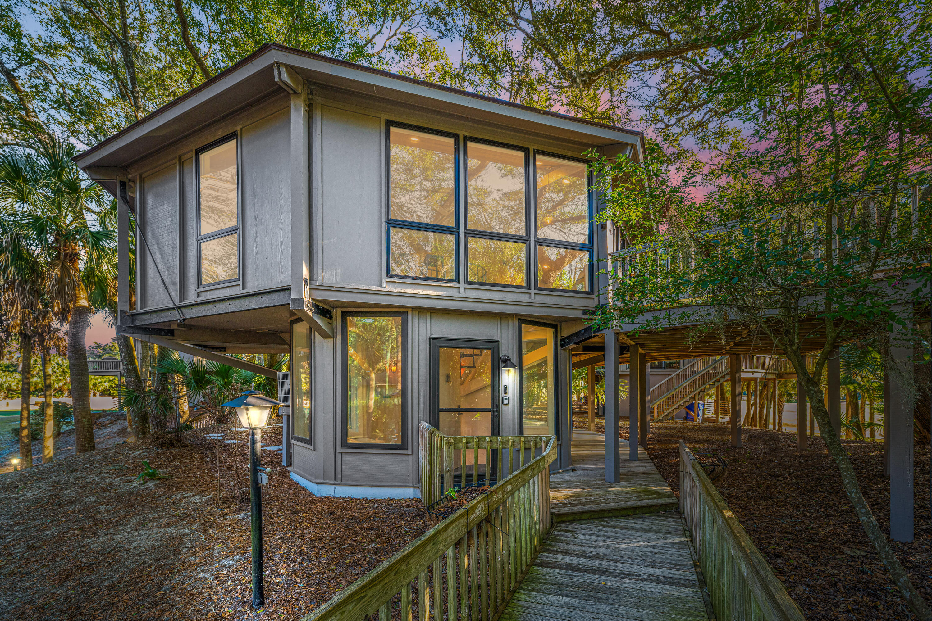7 Dunecrest Trace