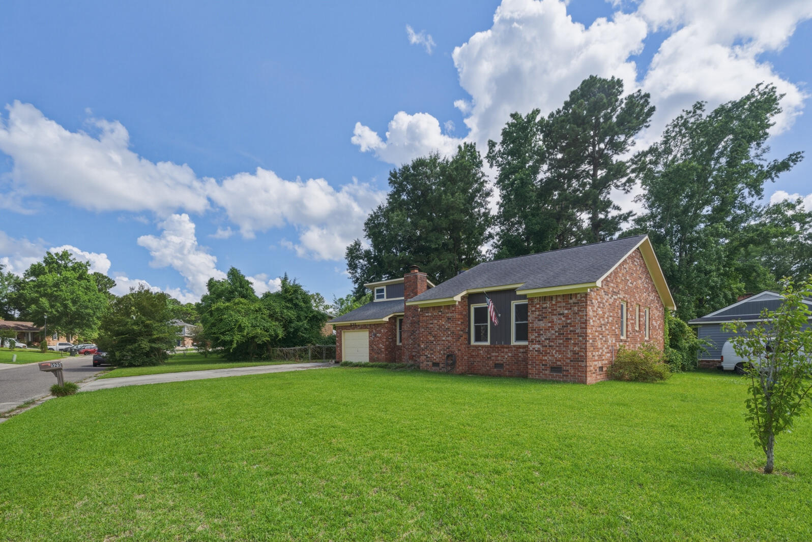 525 Savannah Road