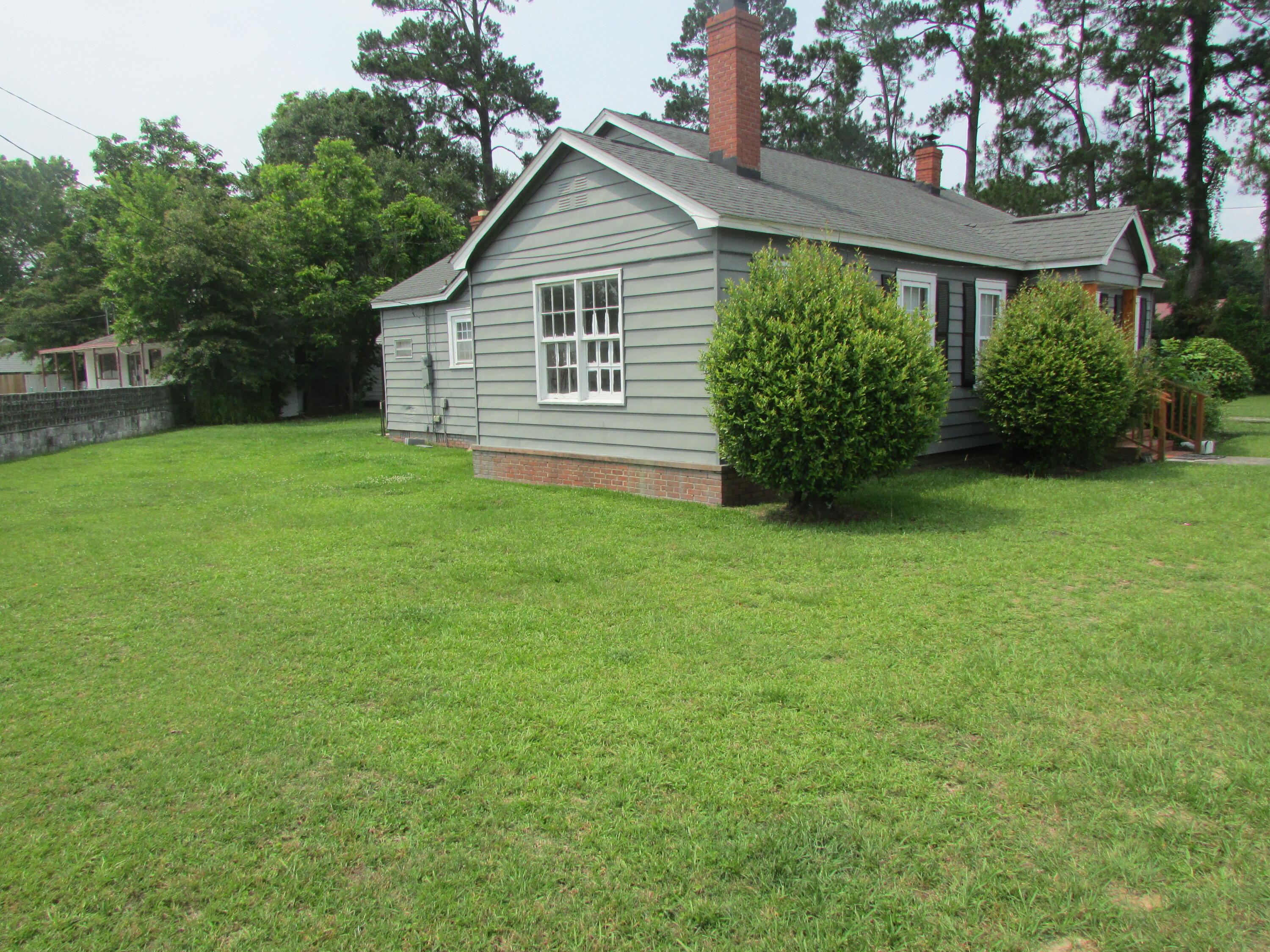 301 Ridge Street