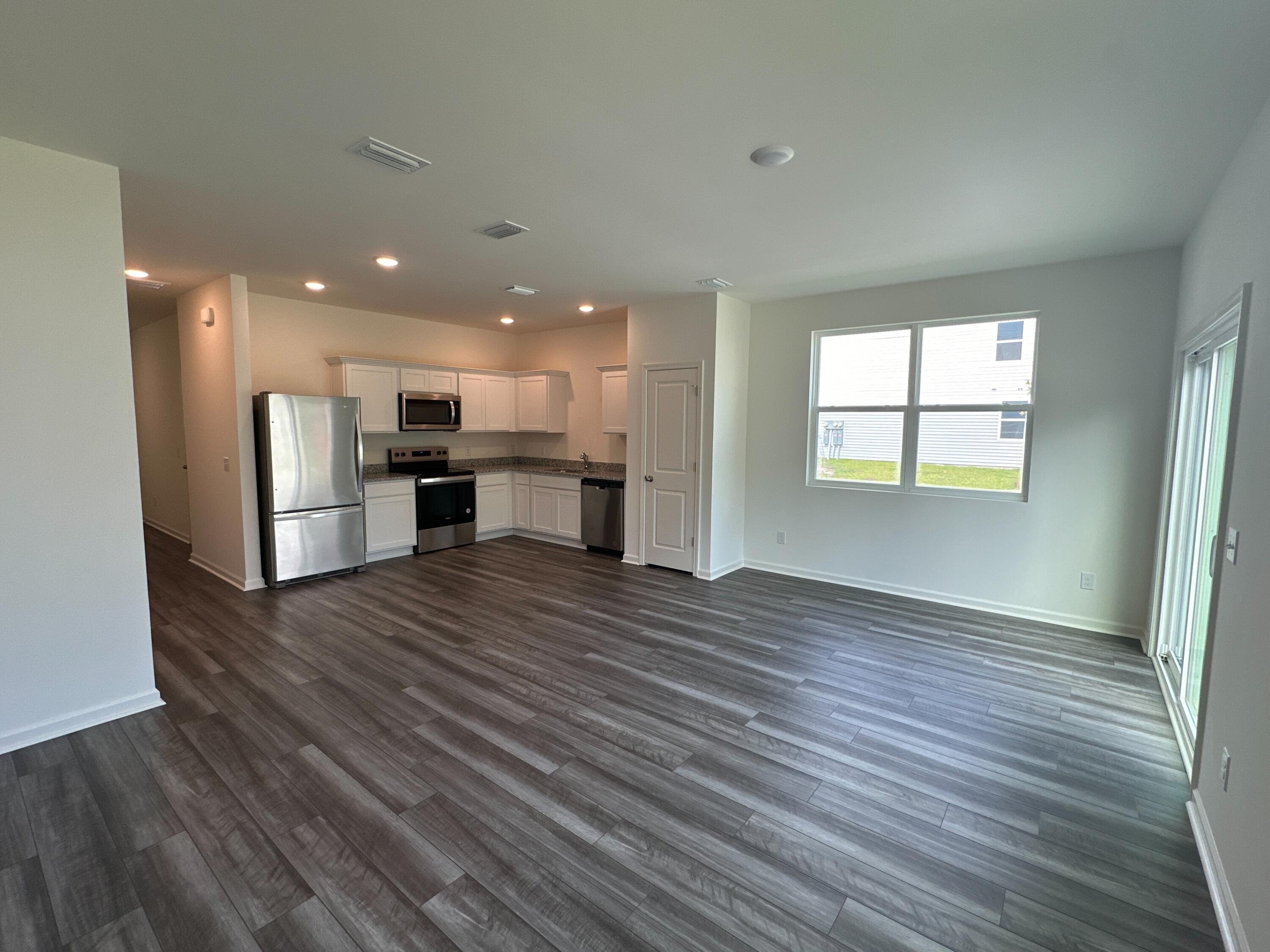 495 Colchester Court