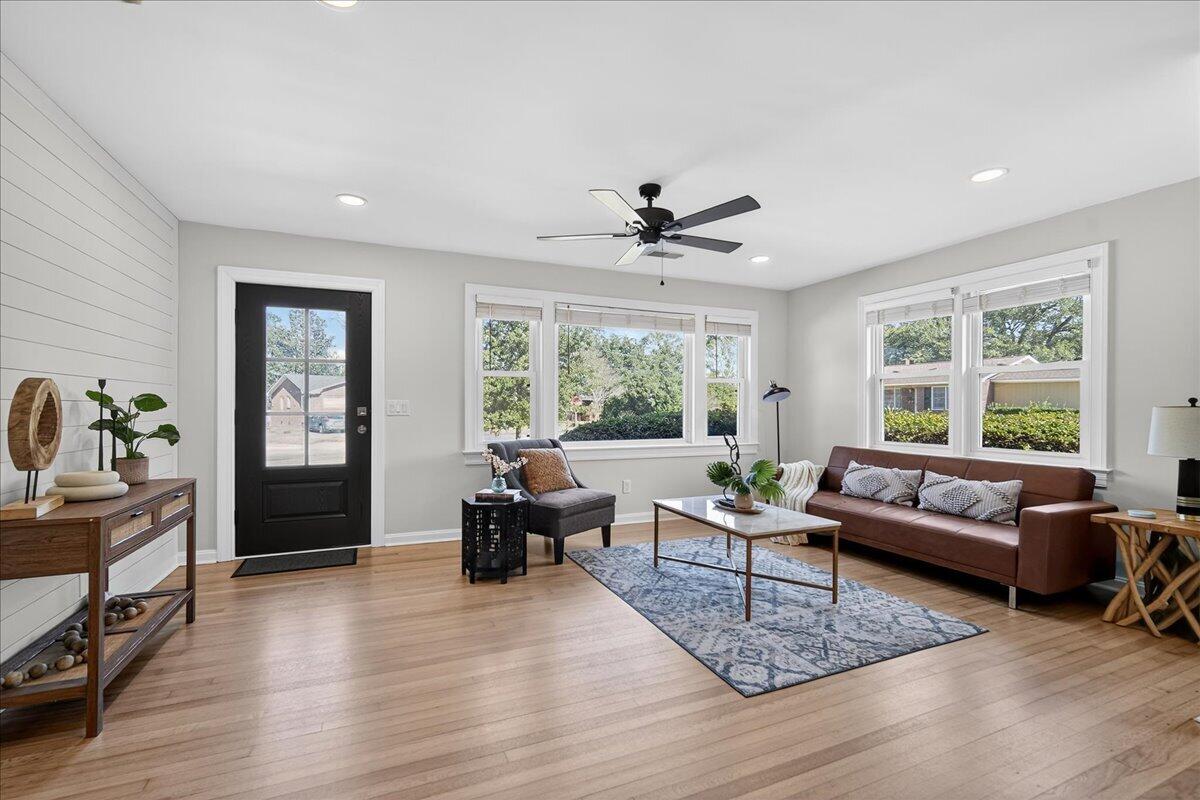 5357 Hartford Circle