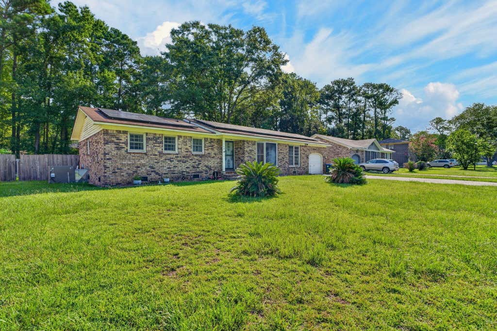 Photo of 109 Six Iron Lane, Summerville, SC 29483 (MLS # 26023198)