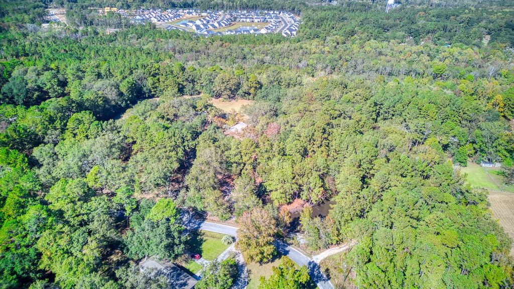 Photo of 400 Murray Boulevard, Summerville, SC 29483 (MLS # 25001613)