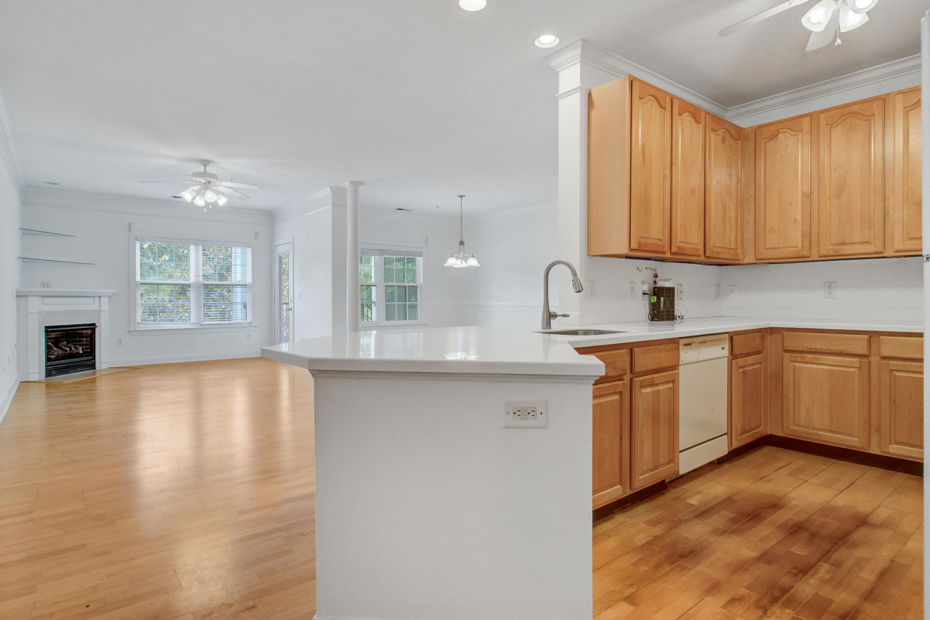 1025 Riverland Woods Place 920