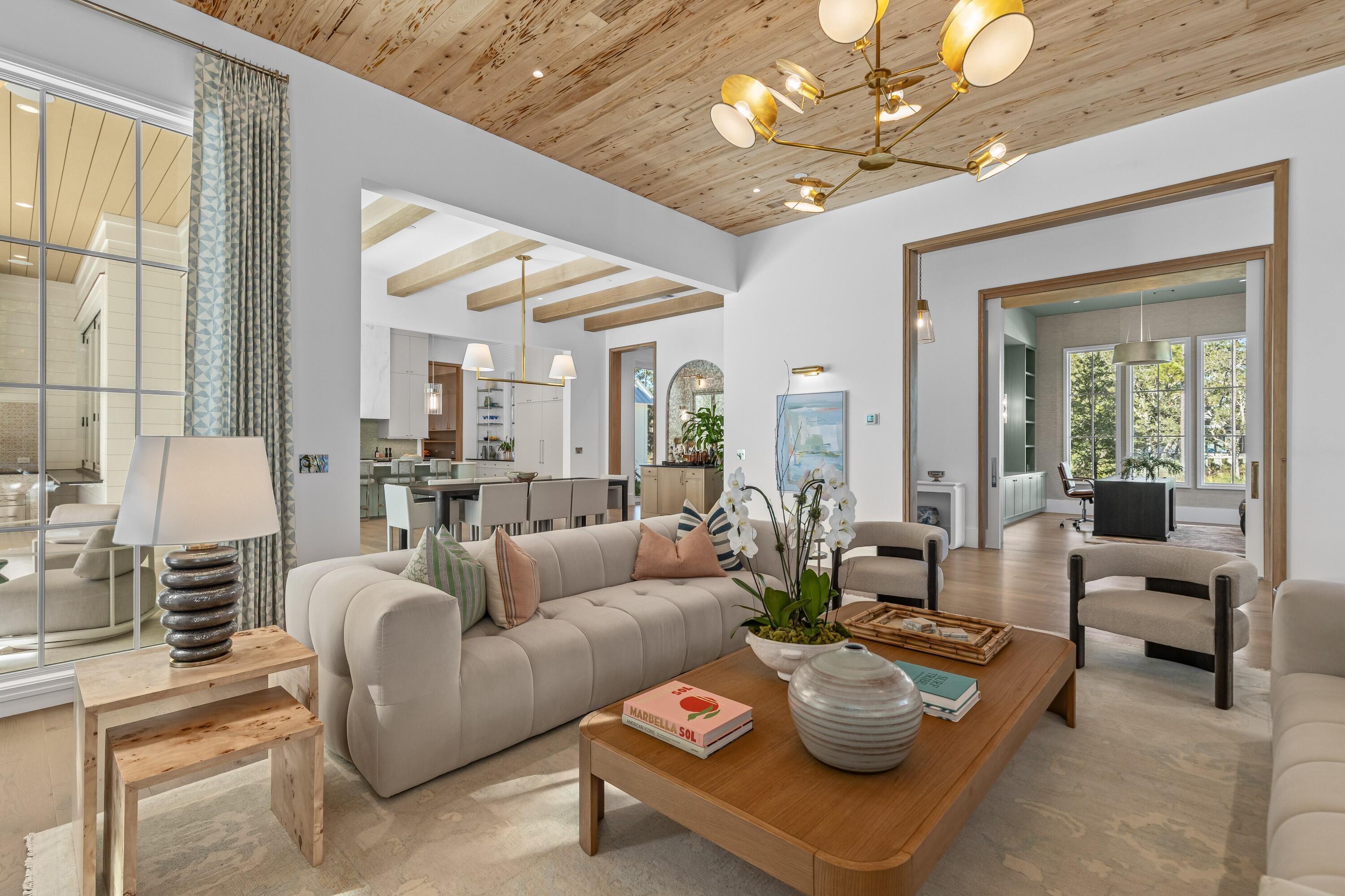 424 Wayfaring Point