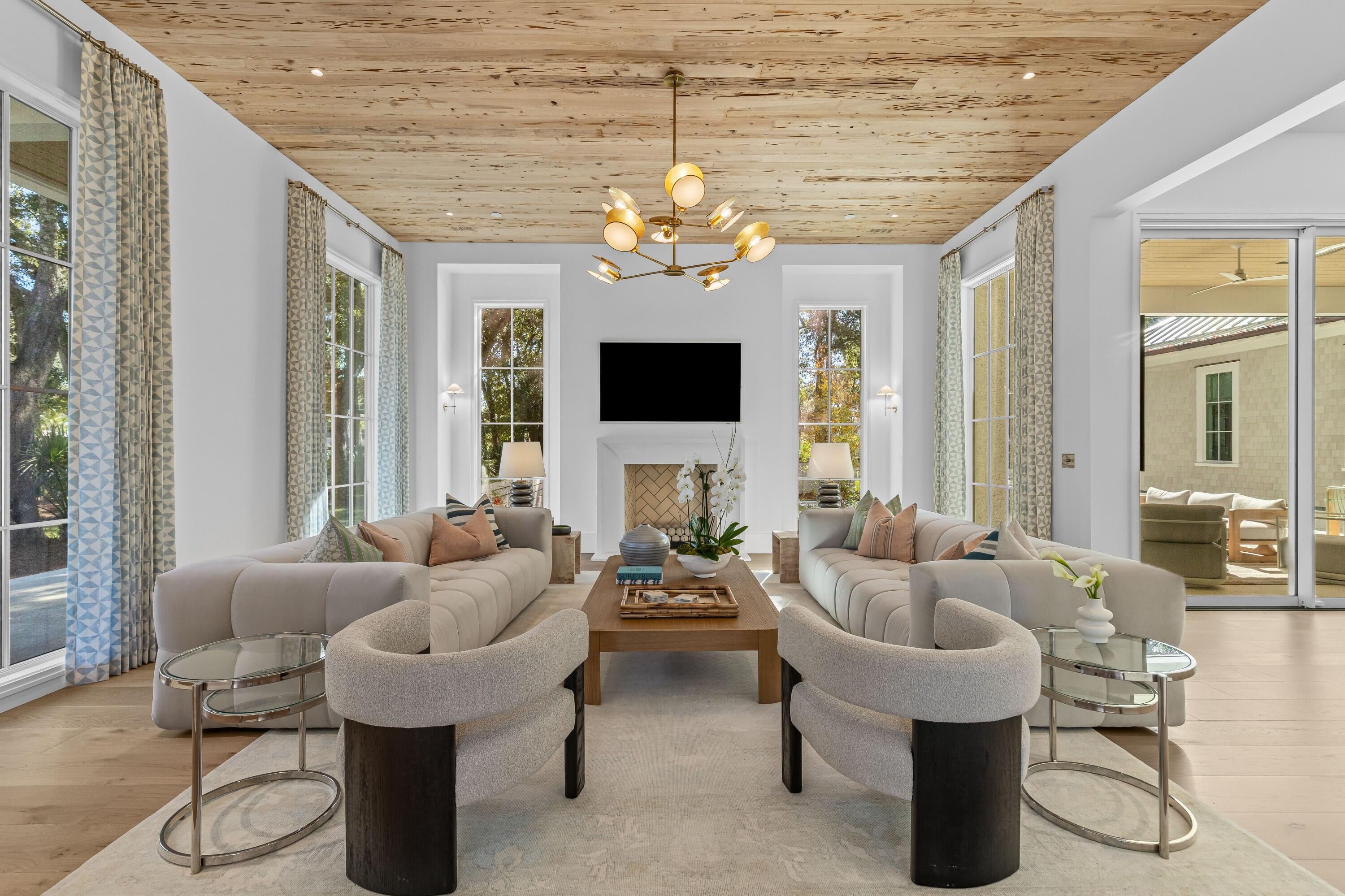 424 Wayfaring Point