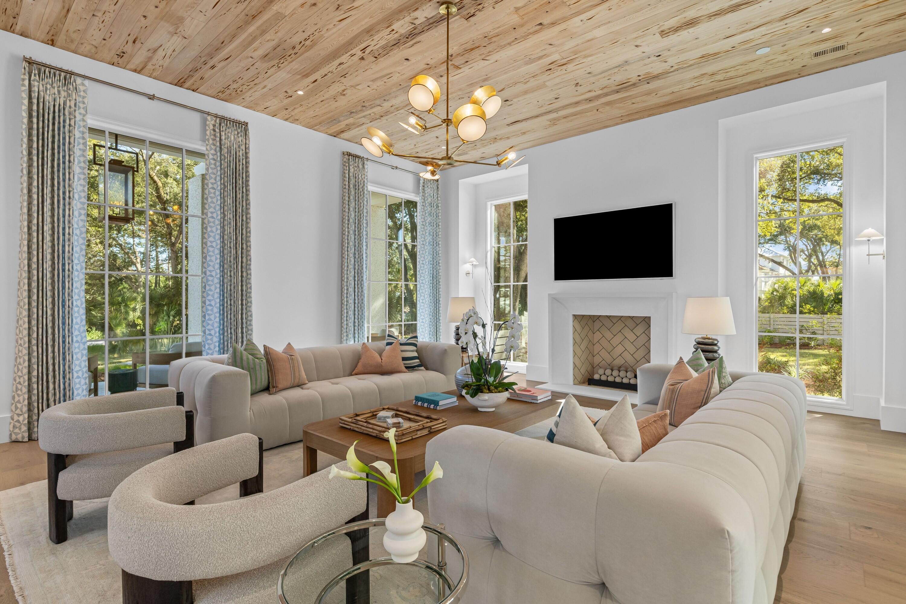 424 Wayfaring Point