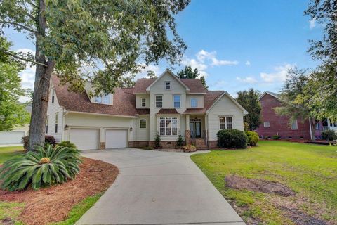 A home in North Charleston