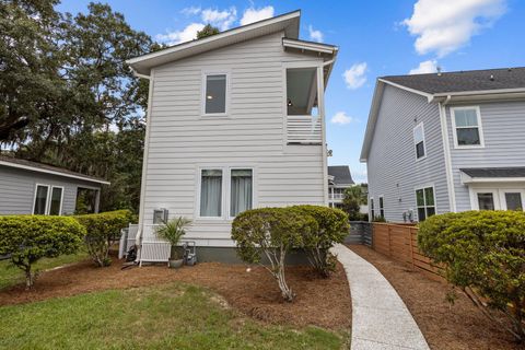 A home in North Charleston